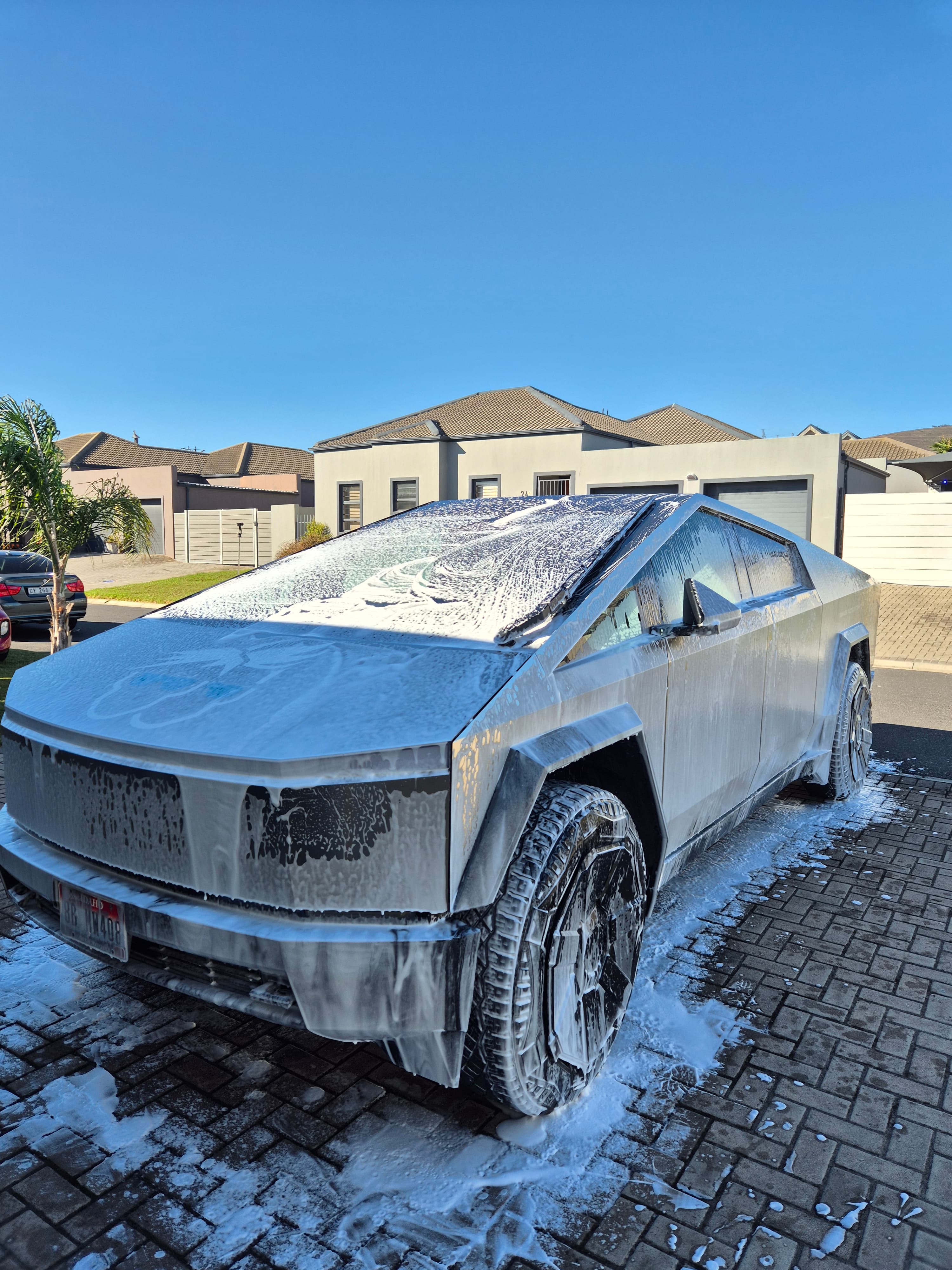 Swirl-heavy paint before Foambox correction